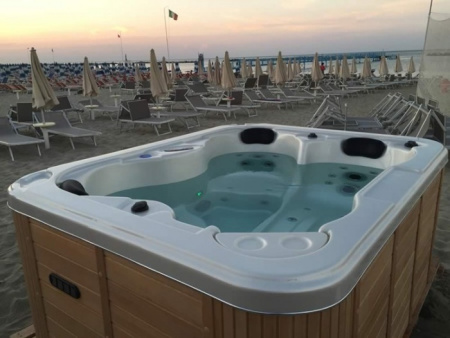 Гидромассажный бассейн Sunrans SR837